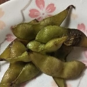 黒枝豆の塩茹で